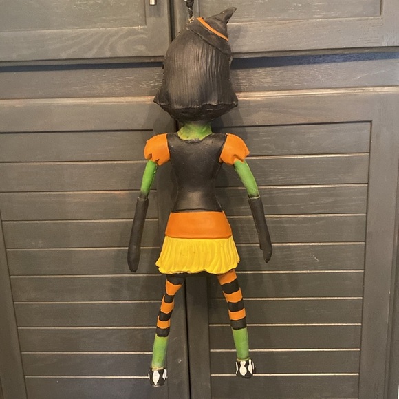 2007 Take One 24" Halloween Witch Rubber Doll Hanging Weird Creepy
Decor - Picture 6 of 16